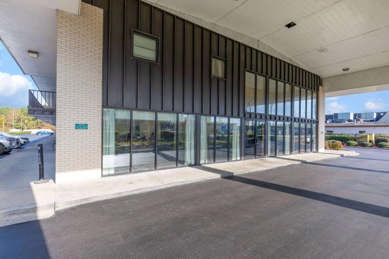 Days Inn By Wyndham Florence/I-95 North Экстерьер фото